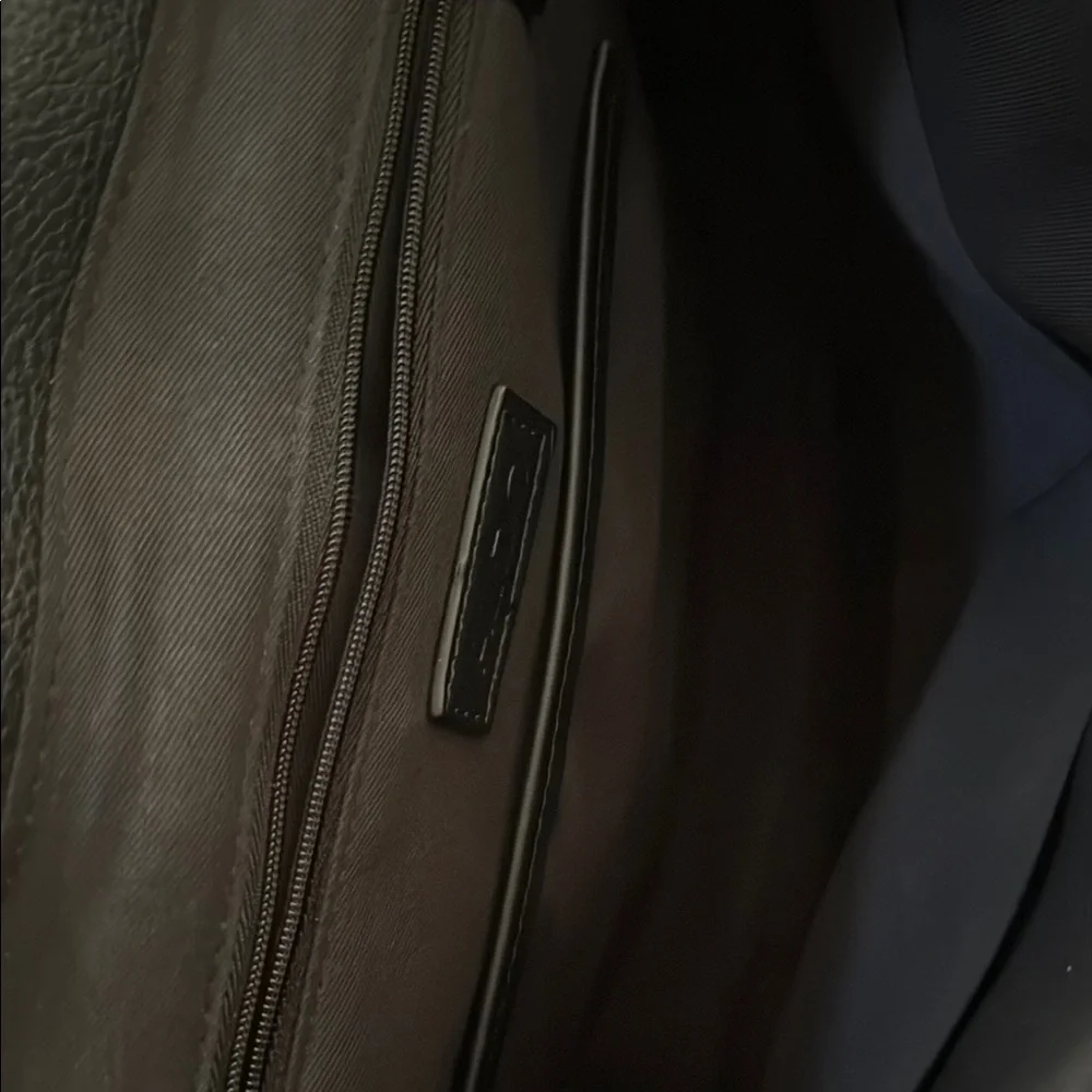 Aldo excellent synthetic